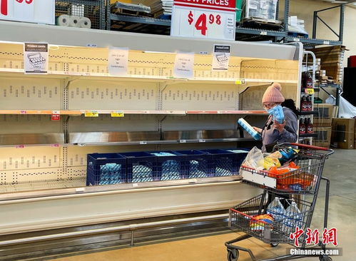 美国得州休斯敦超市现瓶装水 肉制品短缺